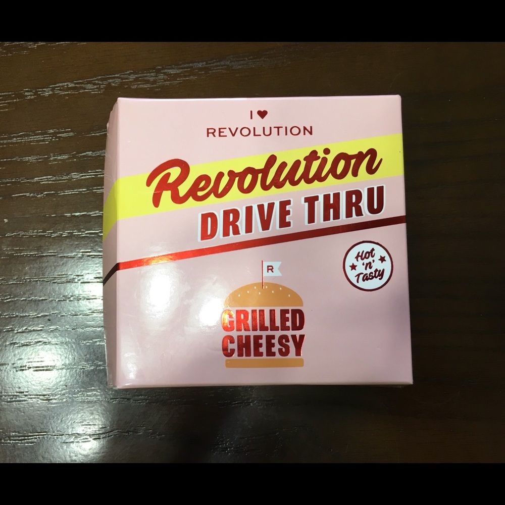 Makeup Revolution Grilled Cheesy Eyeshadow Palette, NWOT